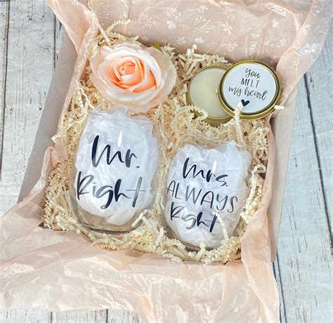 anniversary presents for couples